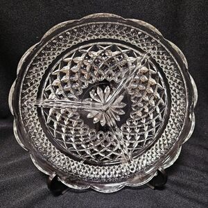 Vintage Anchor Hocking WEXFORD Pressed Glass Divided Relish Tray 8.5" *READ DSC*